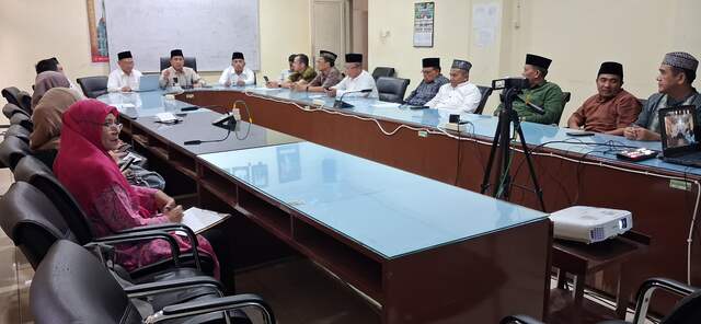 Kiyai Putrama Alkhairi Sampaikan Ceramah Ekosistem Bisnis Syariah di MUI Sumut