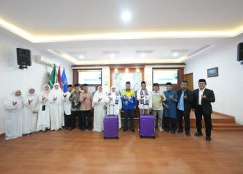 Rektor UMSU Lepas Peserta INSIS ke Turkiye dan Arab Saudi