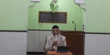 Ustaz Dwi Jatmiko: Karakter Orang Bertakwa Meyakini Kebenaran al~Quran