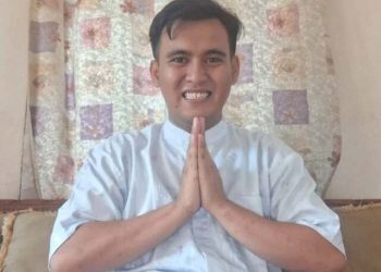 Lebaran Terbelah Dua Hari: Siapa yang Menentukan Langit, dan Siapa yang Menentukan Hati?