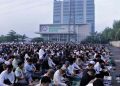 Langit Cerah, Hati Teduh: Ribuan Jamaah Shalat Id di UM Bandung
