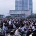 Langit Cerah, Hati Teduh: Ribuan Jamaah Shalat Id di UM Bandung
