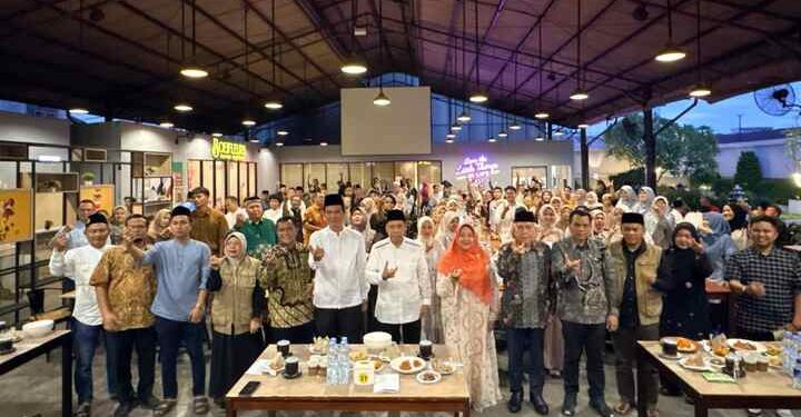 Keluarga Besar Civitas Akademika FH UMSU Gelar Sarasehan dan Buka Puasa Bersama