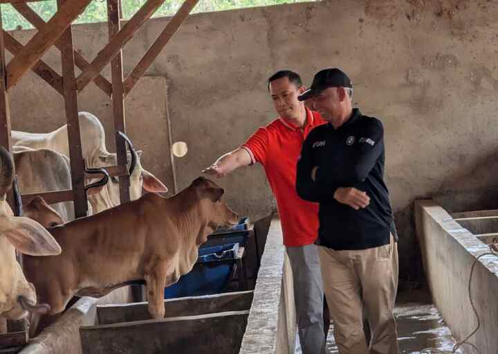 Dari Kandang Sapi ke Ruang Siber: Silaturahmi yang Menyatukan Keamanan dan Kemandirian Umat