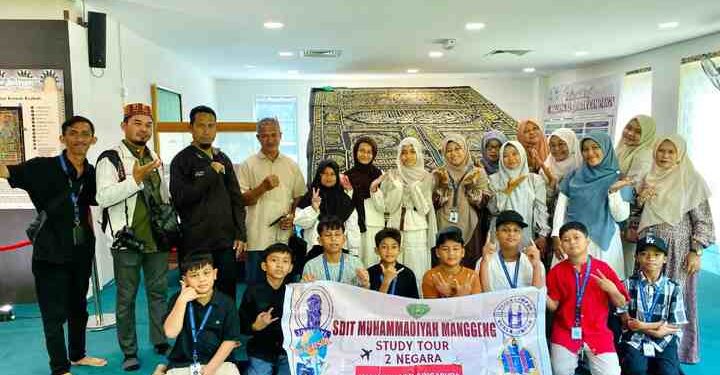 Siswa SDIT Muhammadiyah Manggeng Aceh Barat Daya Study Tour Ke Malaysia dan Singapore