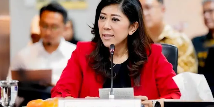 Siap-siap! Bikin Akun Medsos Bakal Wajib Pakai Nomor HP, Komdigi Godok Aturan Baru