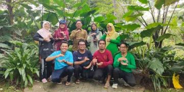 Kolaborasi Empat Prodi, FKIP UHAMKA Peringati Hari Bumi 2026 dengan Aksi Nyata di Greenhouse dan Taman Kampus