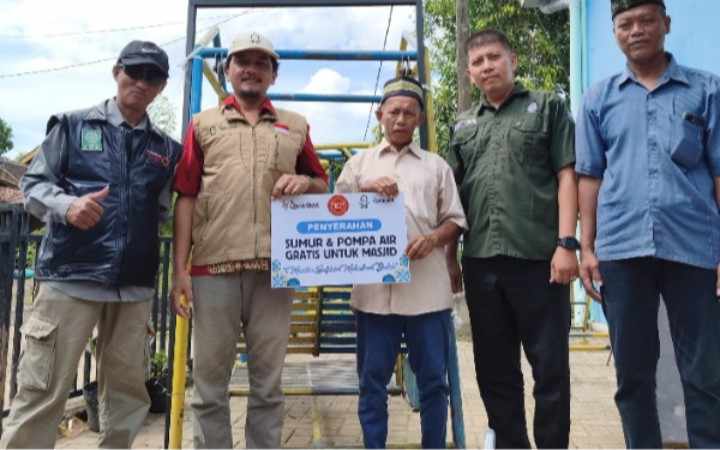 Rihlah LDK PWM Jatim, Bor Sumber Air, Meneteslah Air Mata Bahagia