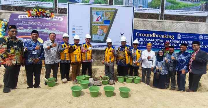Majelis Dikdasmen & PNF PP Muhammadiyah Lakukan Groundbreaking Gedung MTC