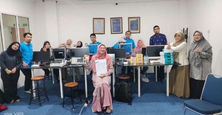 FKIP UHAMKA dan Inspira Academy Perkuat Inovasi Pembelajaran melalui Pelatihan Operator 3D Printer