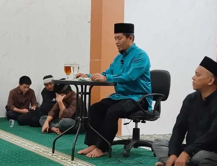 Pengajian PRM Titi Papan, Ustadz Zailani Kupas tentang Masjid yang Diberkahi